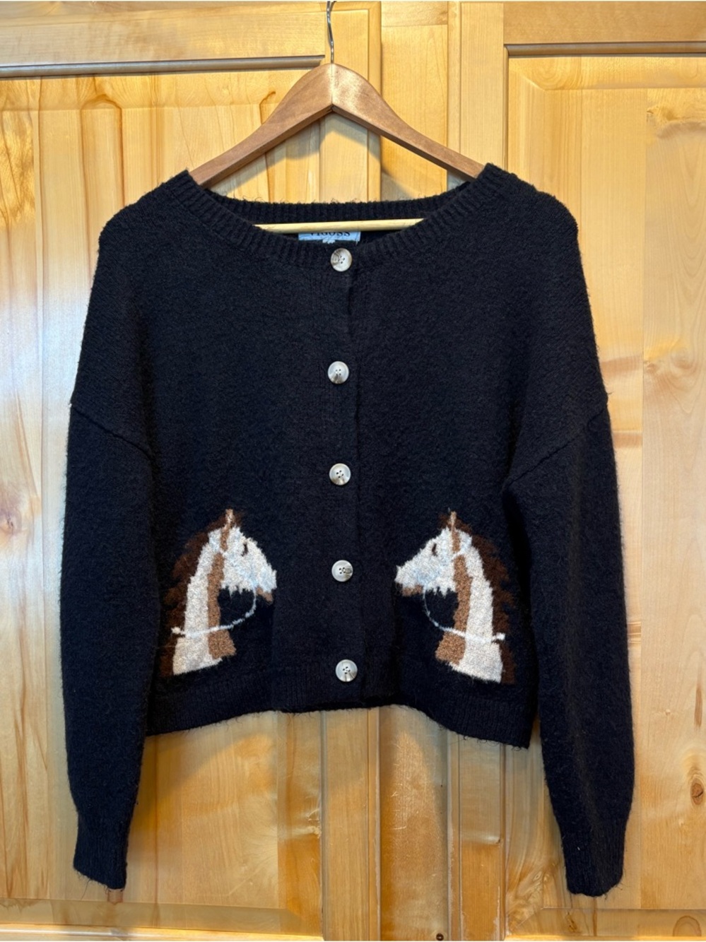 Vigoss Navy Blue Button-Up Cardigan with Horse Intarsia - Picture 4 of 11
